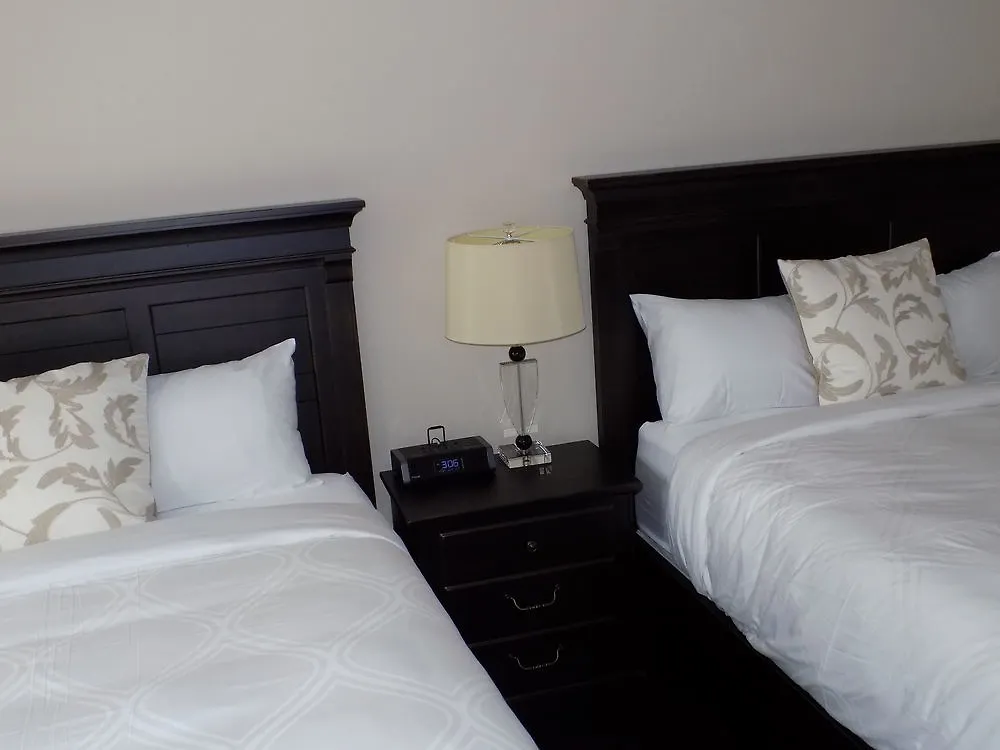 Hotel The Barracks Inn Hamilton