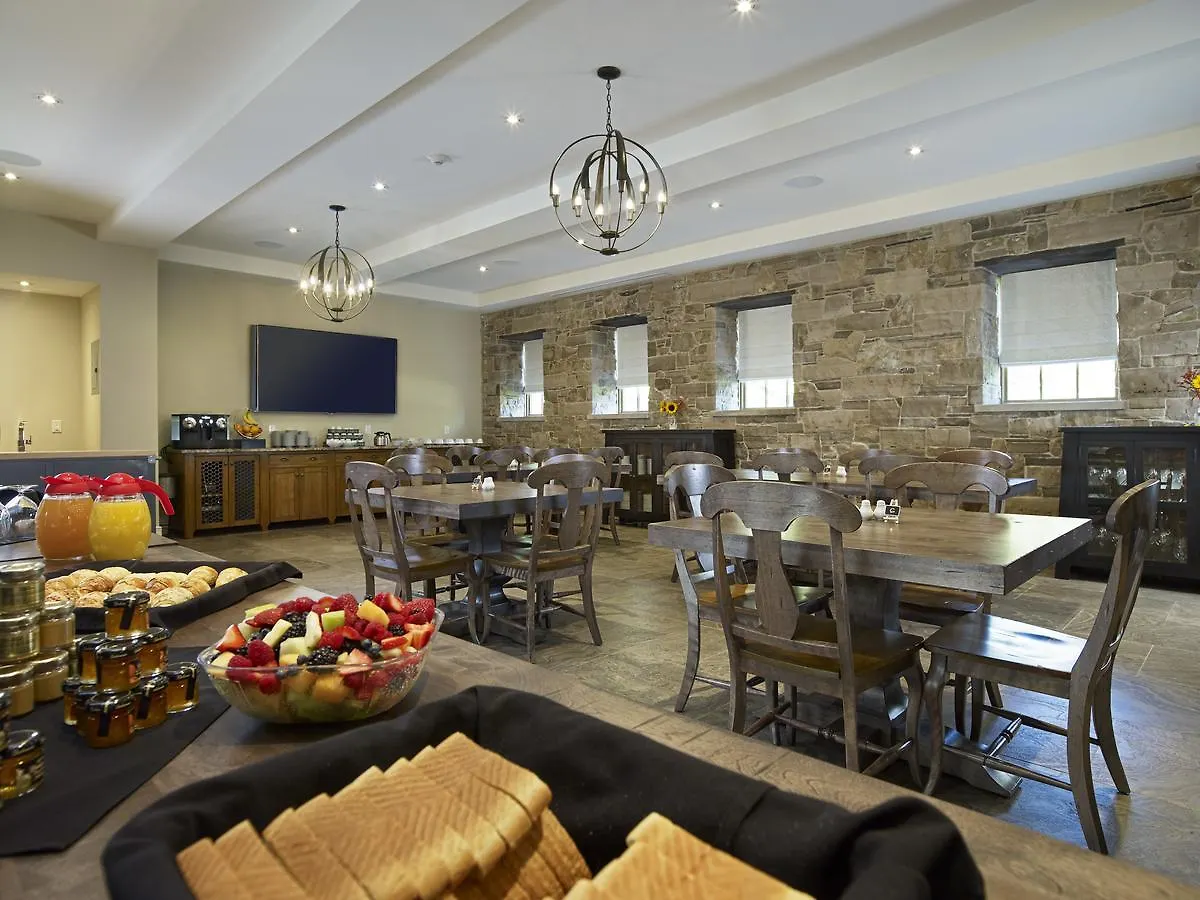 The Barracks Inn Hamilton 4*,