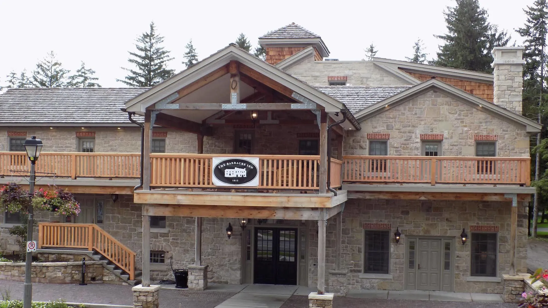 The Barracks Inn Hamilton